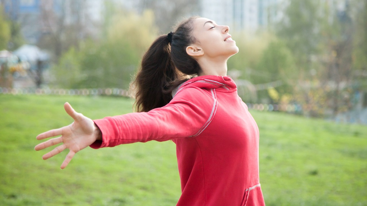 Uzun Süre Nefes Alıp Verince Neden Başımız Dönüyor da Sersem Gibi Hissediyoruz?