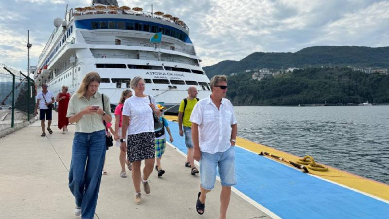 “Astoria Grande” kruvaziyeri Amasra’ya 50’nci seferini yaptı