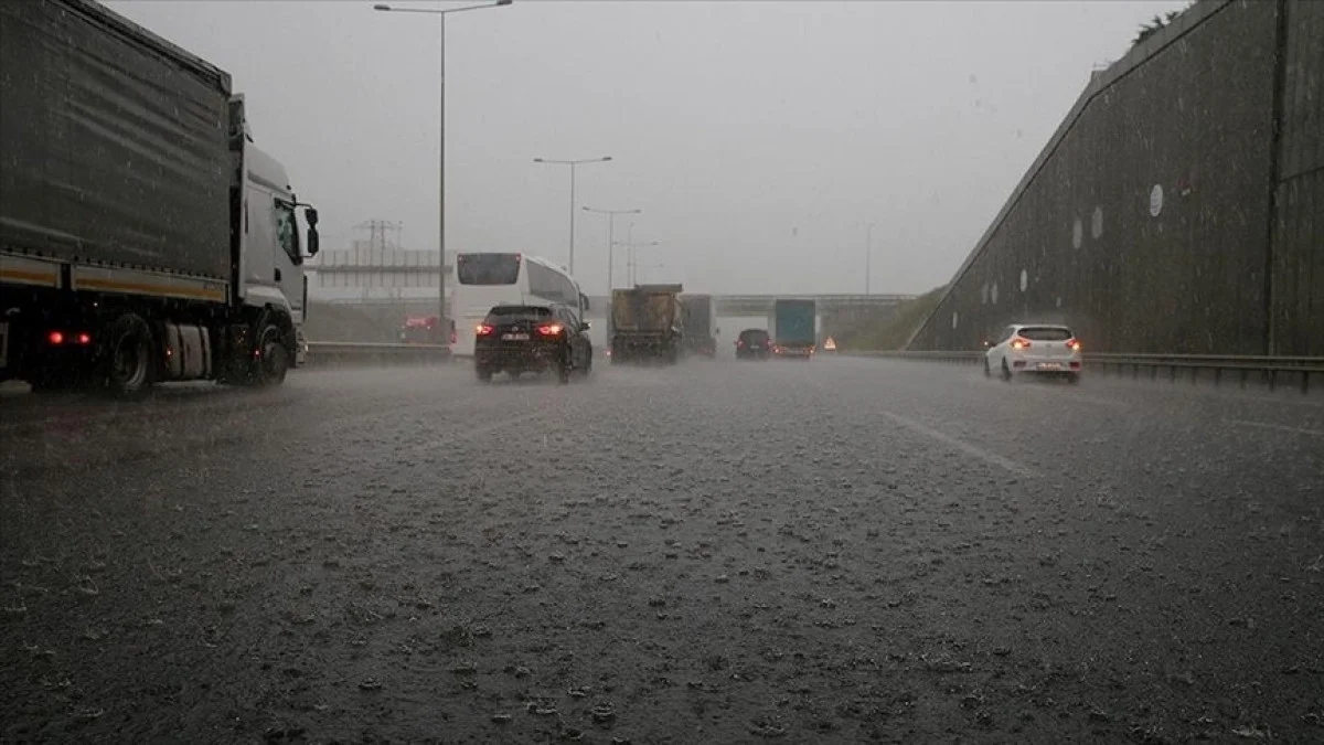 Meteorolojiden hafta sonu için 13 ile sarı uyarı!