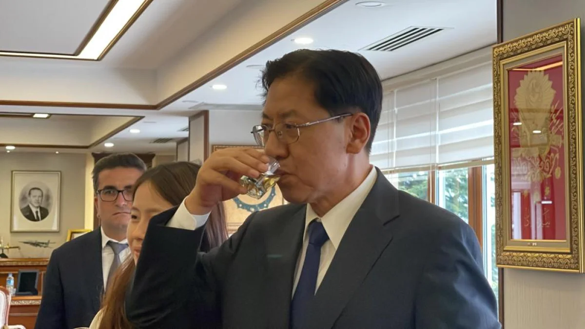 Çin Halk Cumhuriyeti Ankara Büyükelçisi Sbaobin Liu, “çay sadece bir içecek değil”