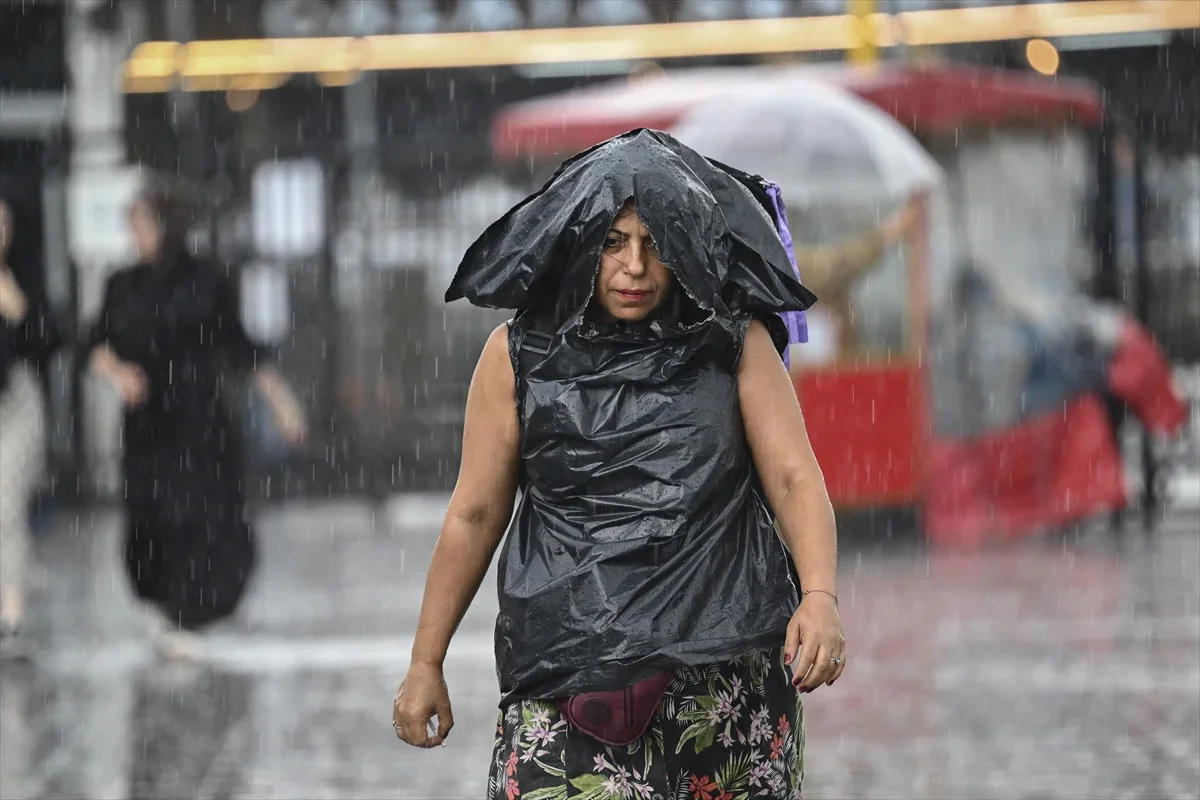 Meteoroloji’den megakente ani sel ve su baskınına karşı uyarı!
