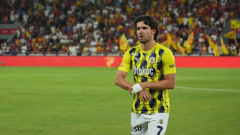 Fenerbahçe ile Brighton Ferdi Kadıoğlu transferinde anlaştı