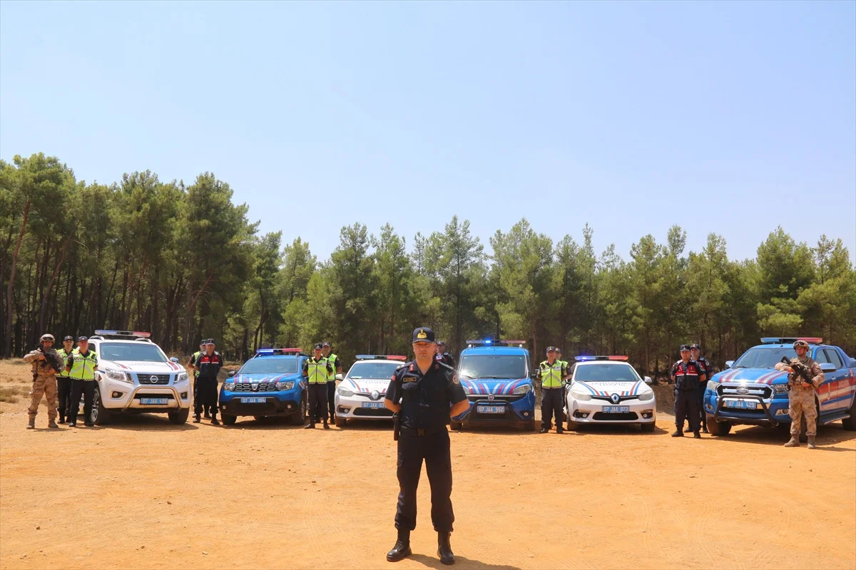 Orman yangınlarına karşı Jandarma Komando Timleri Antalya’da görevde