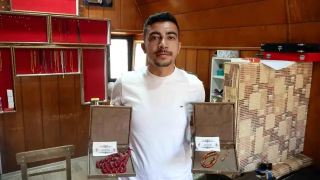 Gaziantep’te Tespih Ustası Yunus Kurt, Merak ve Hobiyle Başladığı Meslekte Usta Oldu