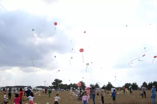 Kastamonu’da Atatürk’ün Kenti Ziyareti ve Uçurtma Şenliği