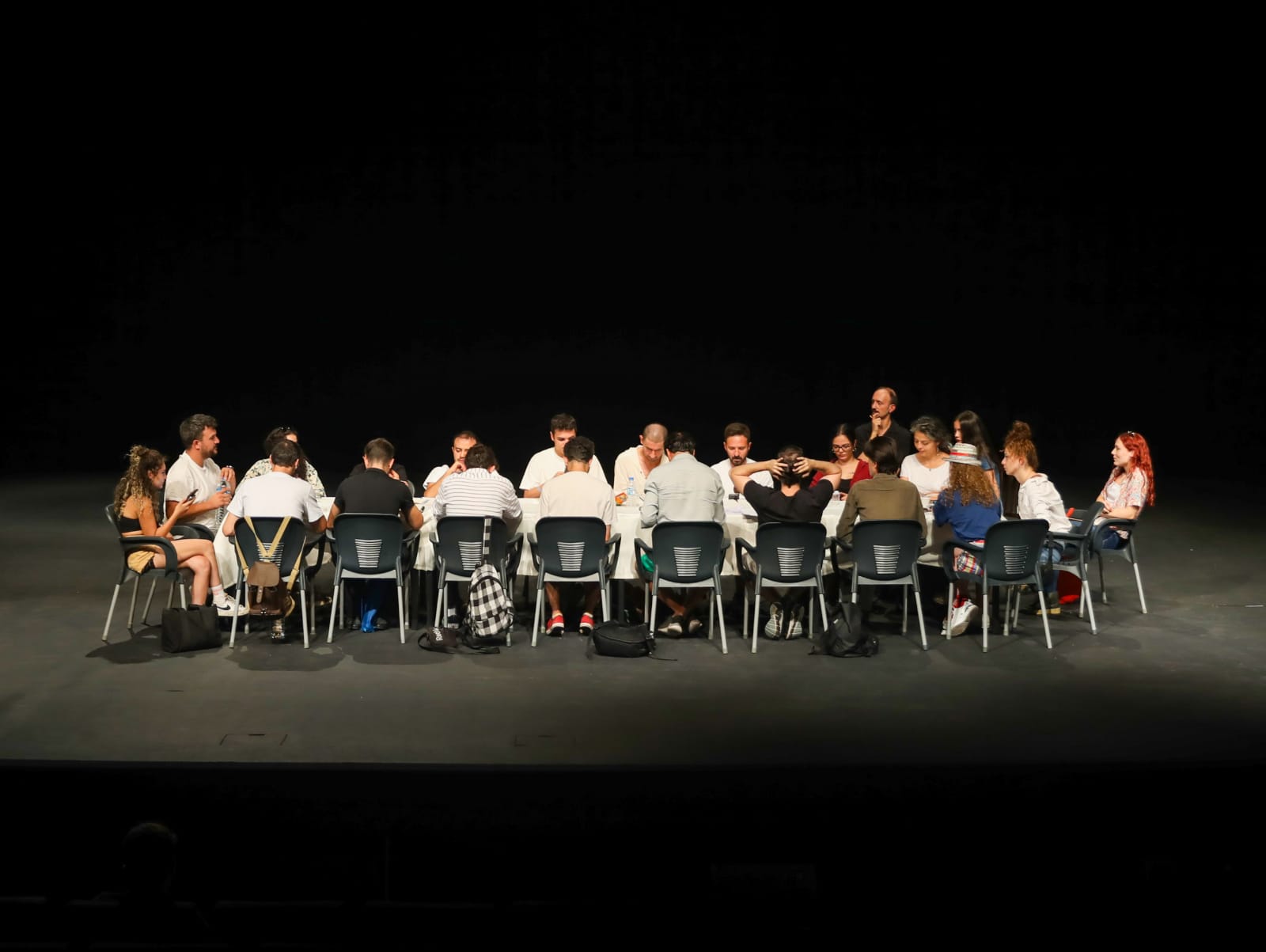 Etimesgut Belediye Başkanı  Erdal Beşikçioğlu Başkante yeni bir tiyatro kazandırdı