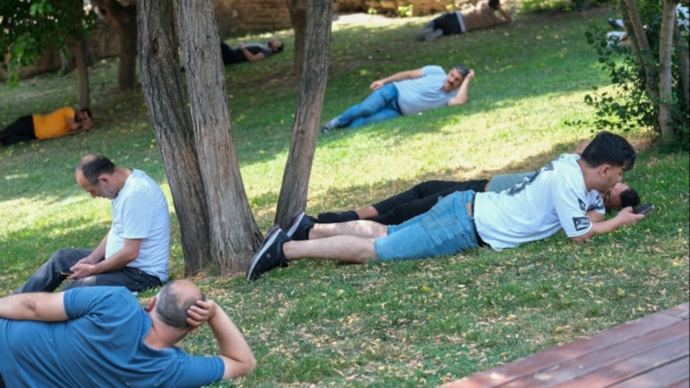Gece İstanbul’daki nem uyutmadı! Rekor kırıldı: Bazı ilçelerde yüzde 100’e çıktı