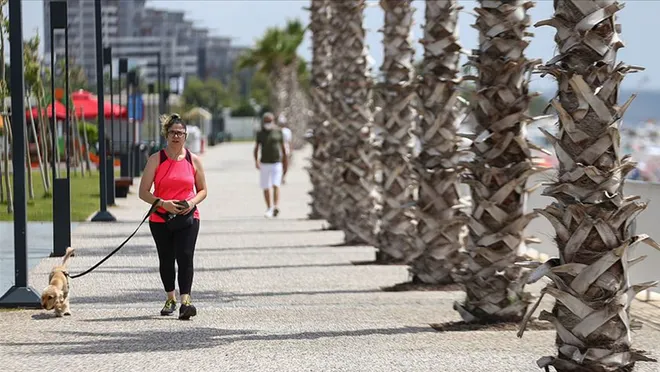 Sıcaklıklar hafta sonu mevsim normallerinin üzerine çıkacak