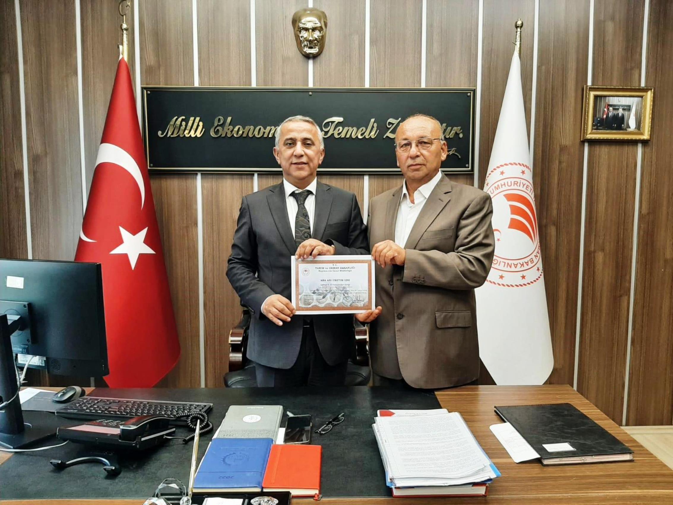 “Ana Arı Üretim Yeri İzin Belgesi” Samsun İli Arıcılar Birliğine Verildi