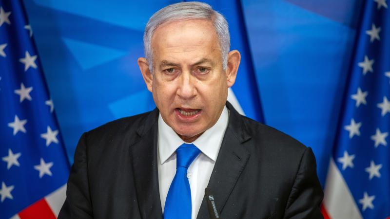 Katil Netanyahu, İngiltere’nin bazı silahların satışını askıya alma kararını eleştirdi