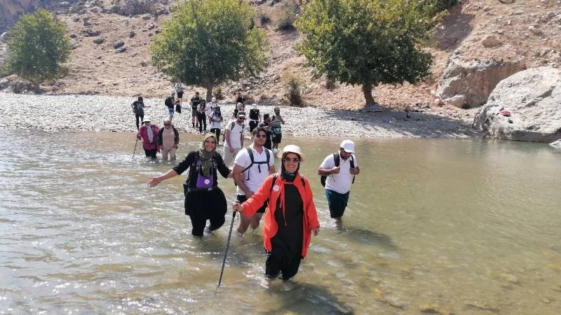 Batman’daki Zore Kanyonu Şanlıurfa’dan gelen ziyaretçileri ağırladı