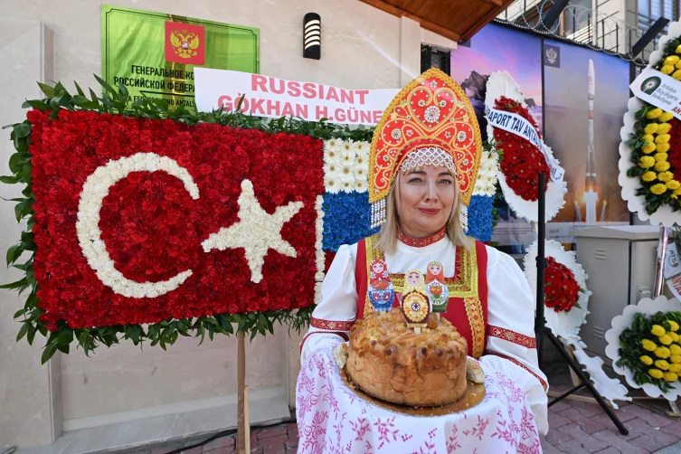 Rusya’nın Antalya Başkonsolosluğu’nun yeni hizmet binası açıldı