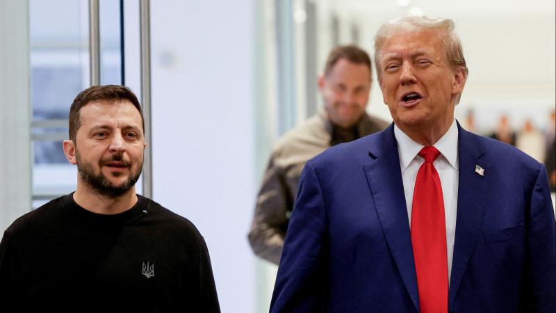 Zelenskiy ile görüşen Trump’tan “bu sorunu hızlıca çözüme kavuşturacağım” mesajı