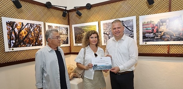 Urla’da Orman Yangınlarına Dikkat Çeken Fotoğraf Sergisi: “Urla’ya Ateş Düştü”