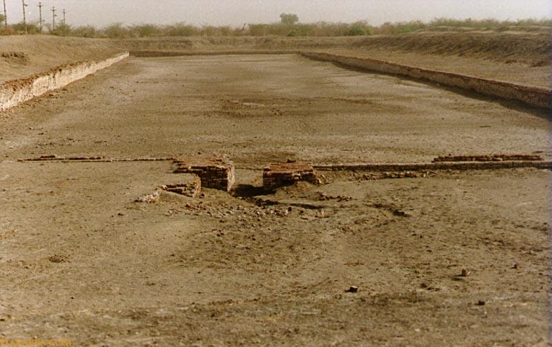 Harappan uygarlığının ticaret merkezi ve dünyanın en eski limanı olan Lothal