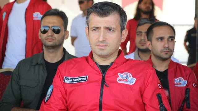 Selçuk Bayraktar: Küresel konumlama sistemi için uydu takımı fırlatıyoruz