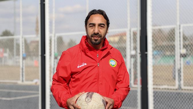 İbrahim Öztürk futbolu bıraktı