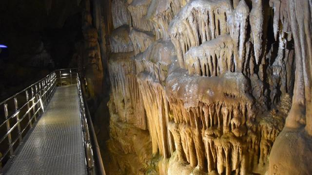 Karaca Mağarası 5 ayda 100 bini aşkın ziyaretçiyi ağırladı