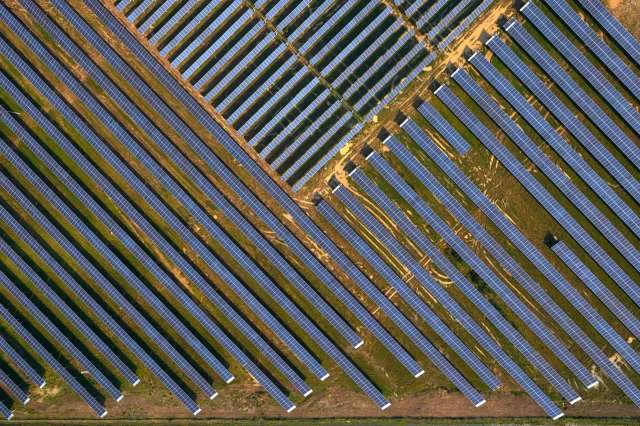 Yaygın temiz enerji kaynağının artık kömür ve gaz santrallerinden daha ucuz olduğunu ortaya koyuyor