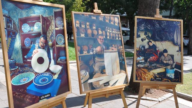Eskişehir’de “Kaybolmaya Yüz Tutmuş Meslekler Fotoğraf Sergisi” açıldı