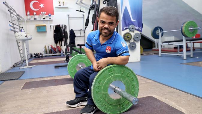 Abdullah Kayapınar’dan gümüş madalya