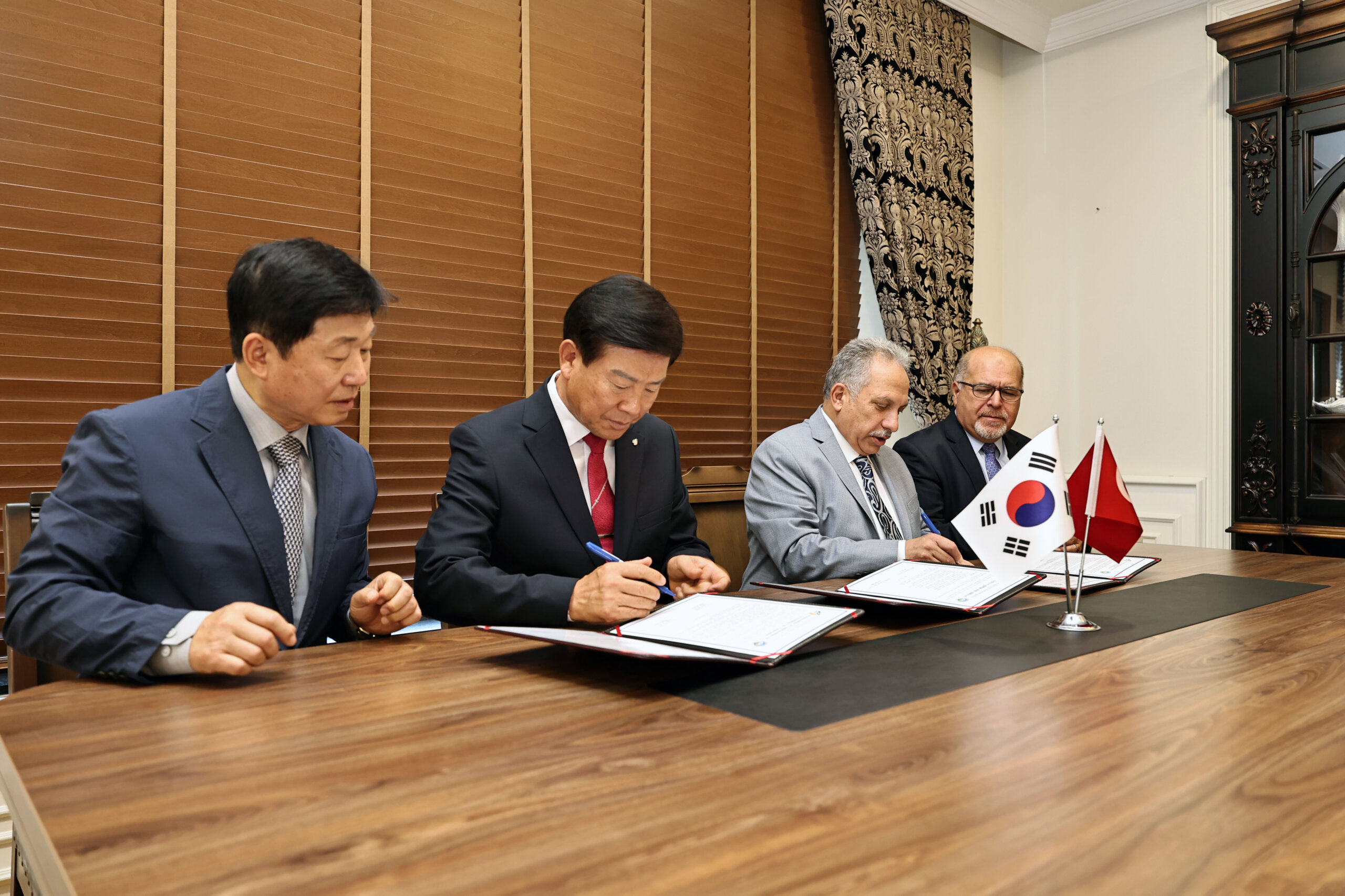 Türkiye, Cesaretini Dünyaya Göstermiş Bir Ülkedir