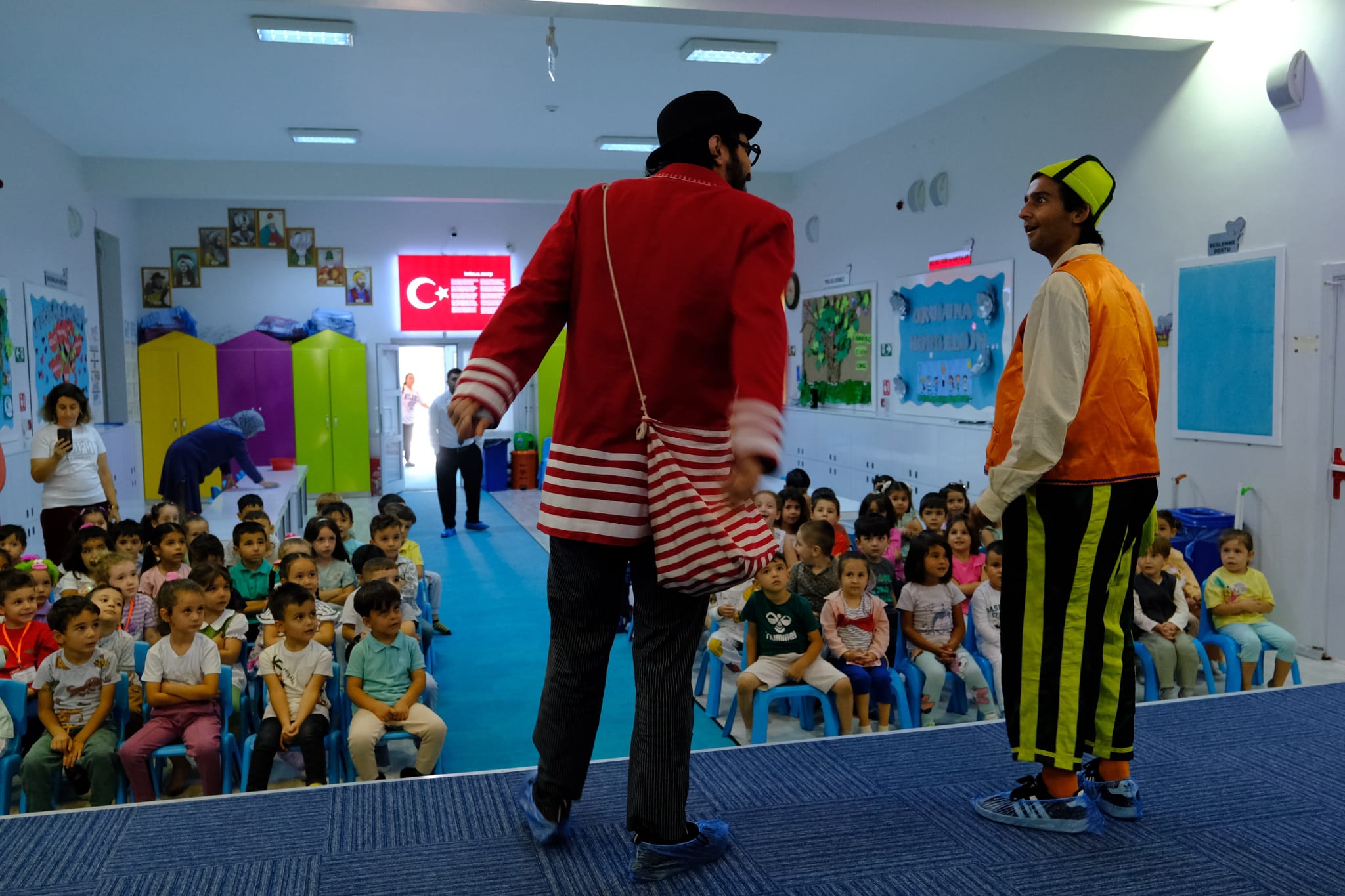 Konya Büyükşehir Medeniyet Okulu Çat Kapı Sınıf Tiyatrosu ile 42 bin öğrenciye ulaşacak