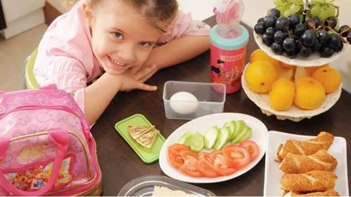 Okullar açılıyor: Çocukların beslenme çantasında neler olmalı