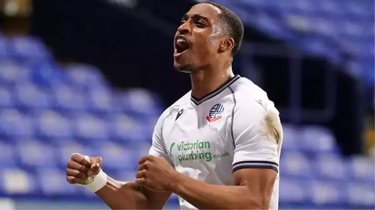 Hapşırığıyla kendini sakatladı, maça çıkamadı