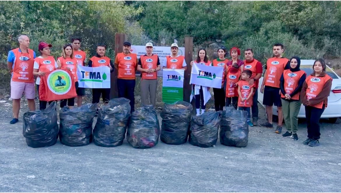 “Doğaya Saygı Yürüyüşü” ve Çevre Temizliği Etkinliği