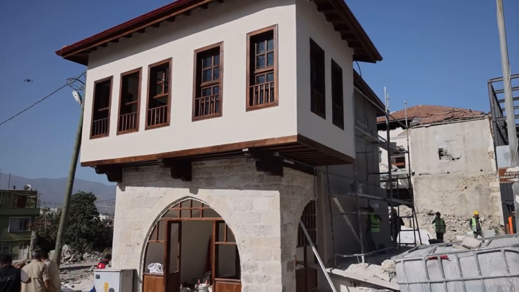 Tarihte aydınlatılan ilk cadde yeniden ihya, inşa ve imar ediliyor