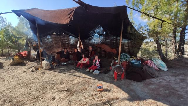 Sarıkeçili Yörükleri kışı geçirecekleri Mersin’e ulaştı