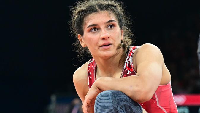 Nesrin Baş’tan gümüş madalya