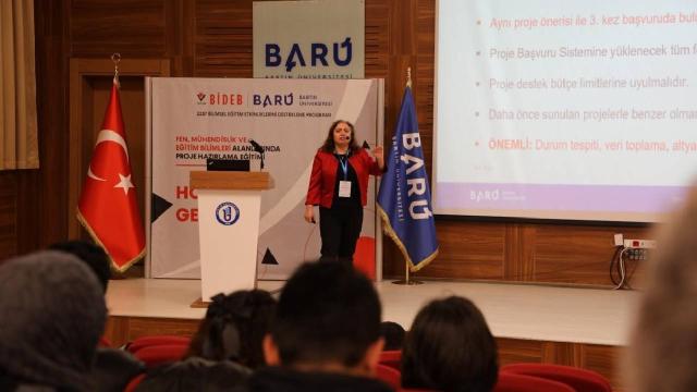 BARÜ’de TÜBİTAK destekli proje hazırlama eğitimi verildi