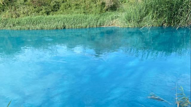 Çorlu Deresi turkuaz renkte akmaya başladı