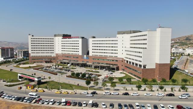 Elazığ Şehir Hastanesi deprem izolatörleri sayesinde güvenle hizmet verdi