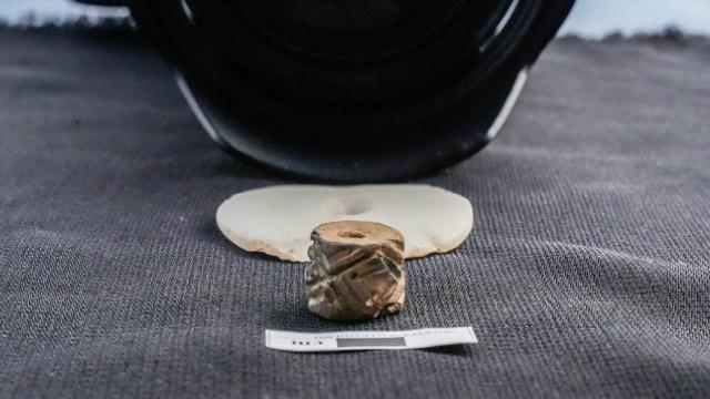 Höyük’teki kazılarda silindirik mühür bulundu