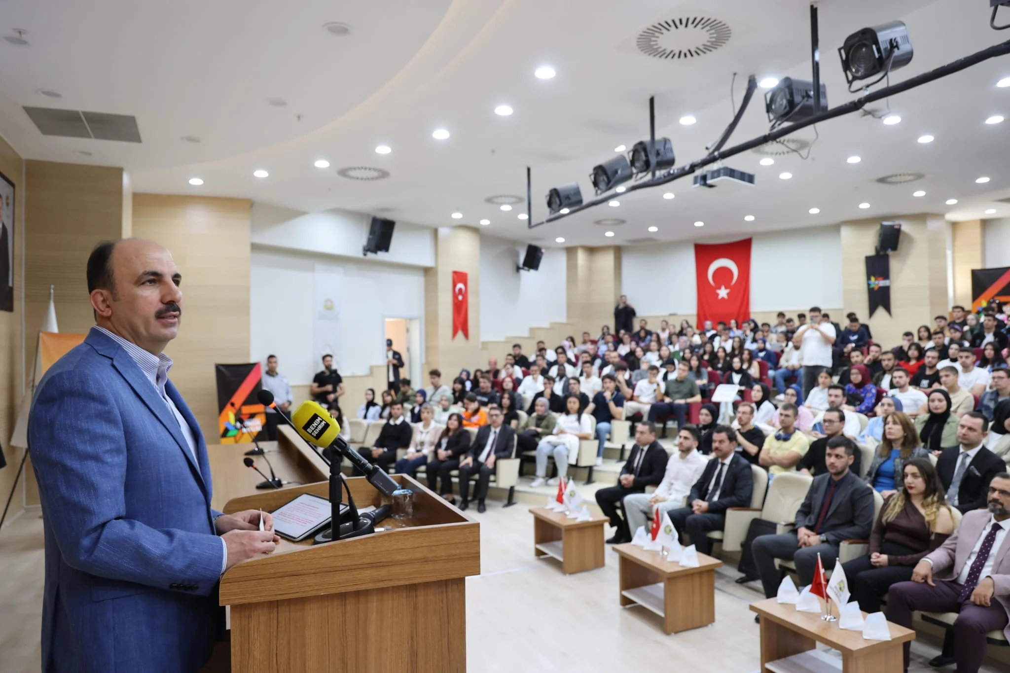 Başkan Altay, “Üniversitelerimiz şehrin insan kaynağına büyük katkı sağlıyor”