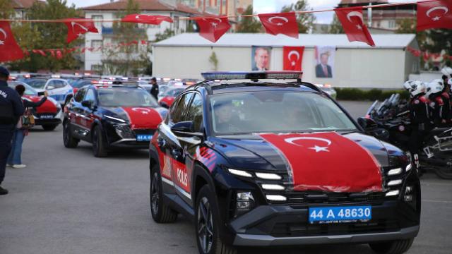 Malatya’da emniyet ve jandarma teşkilatına 80 araç teslim edildi