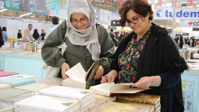Aksaray 6. Kitap Günleri’nin resmi açılışı yapıldı