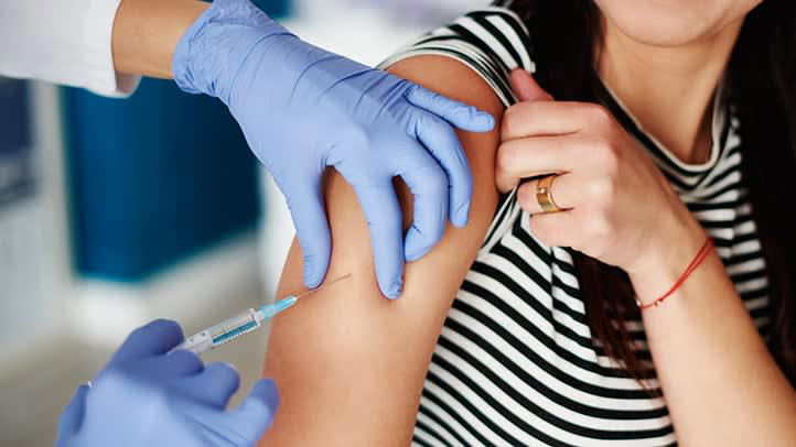 Araştırmacılar aşılama ile Alzheimer hastalığı arasında kritik bir bağlantı buldu