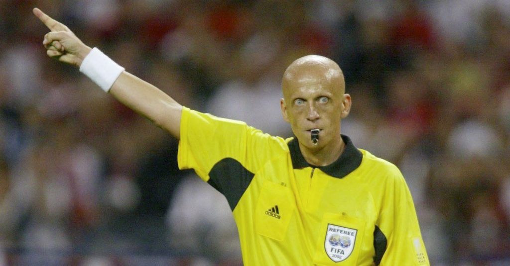 Türk futbolunda kaos ve gerilime çözüm yabancı hakem