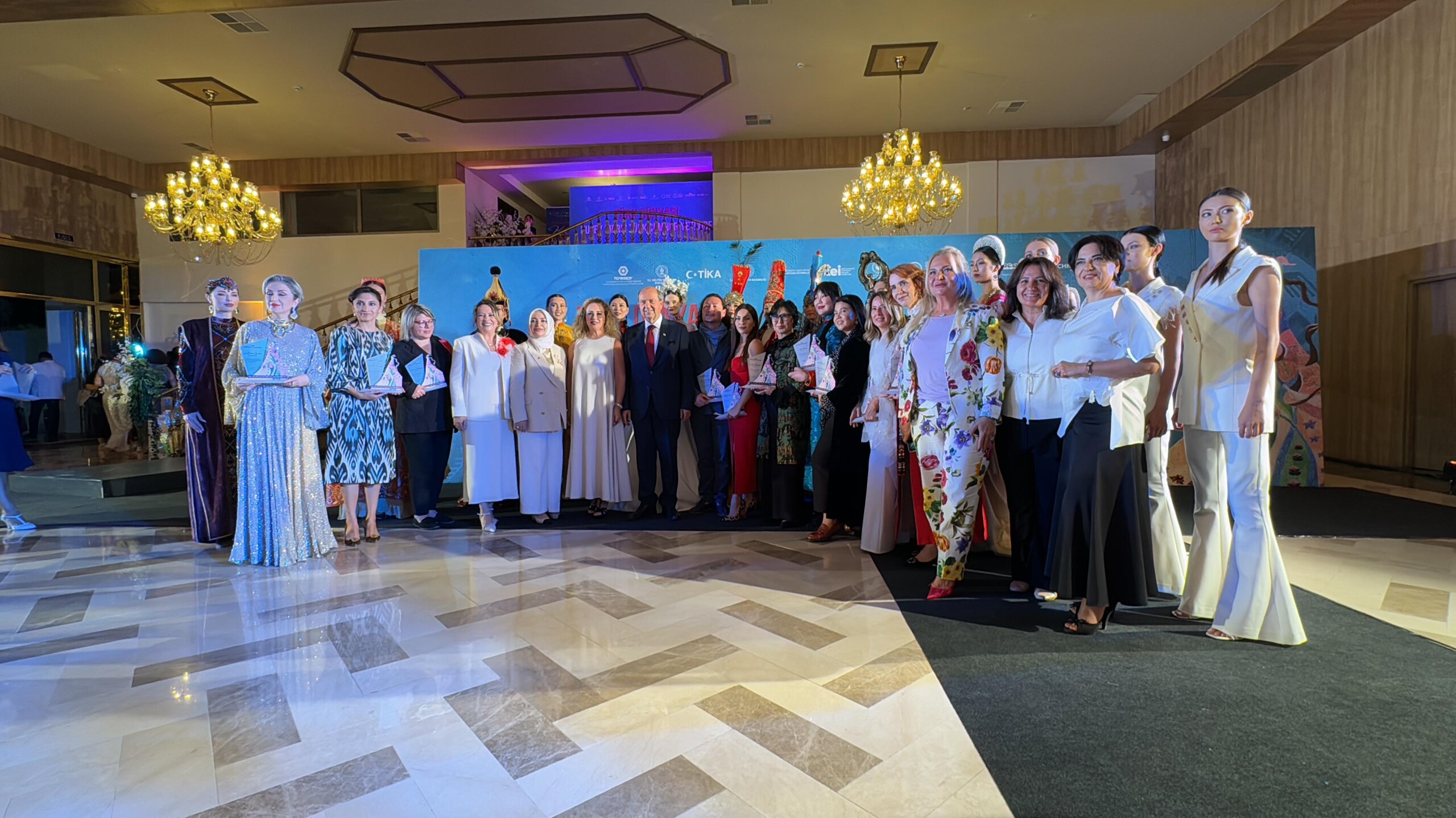 3 Ekim Türk Devletleri İş Birliği Günü Çerçevesinde 7. TÜRKSOY Etno-Moda Haftası KKTC’de Başladı