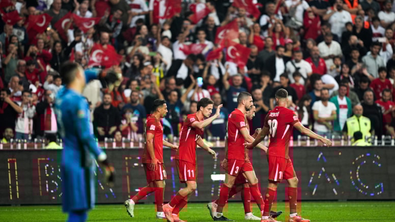 Türkiye Karadağ’ı tek golle devirdi