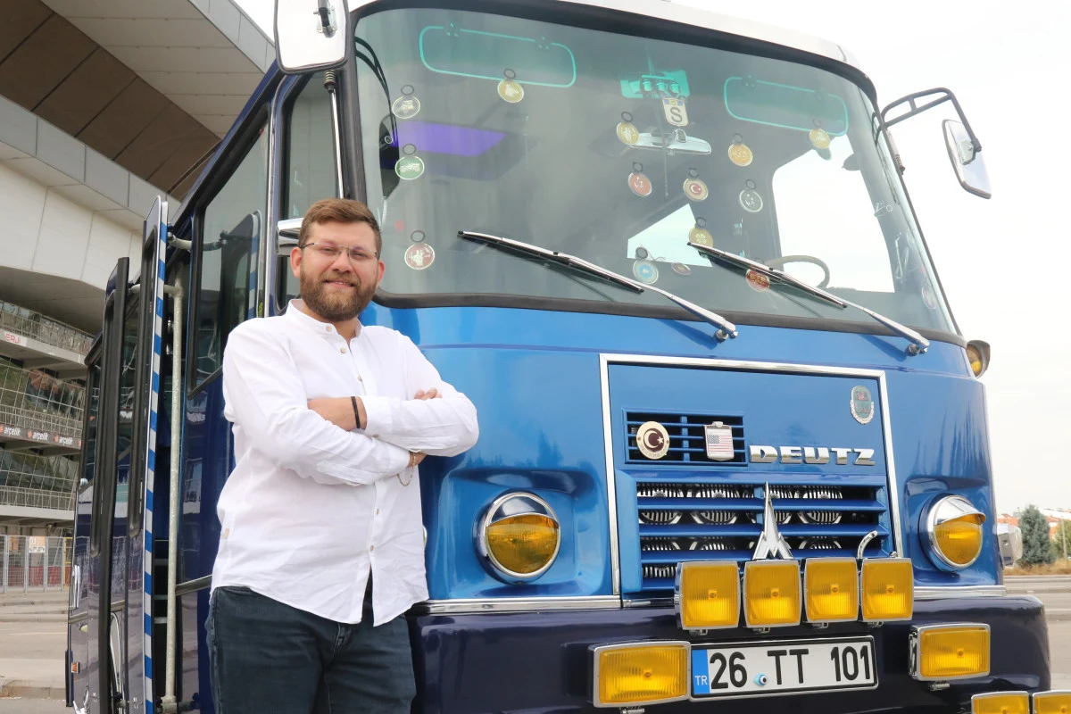 Eskişehir’de çocukluk hayali olan dolmuşu aldı: Her ay binlerce lira ceza ödüyor