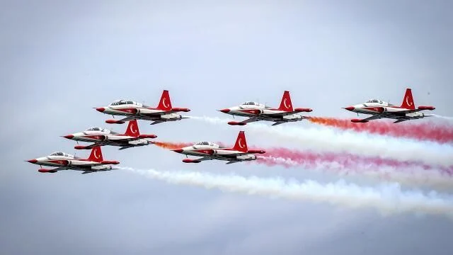 Türk Yıldızları “Ata’ya saygı” uçuşu yapacak