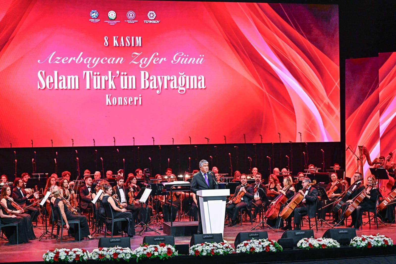 Azerbaycan’ın Karabağ Zaferi dolayısıyla, “Selam Türk’ün Bayrağına” konseri düzenlendi