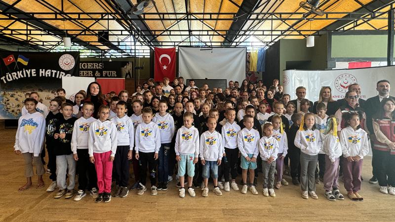 Ukraynalı çocuklar ülkelerine uğurlanıyor