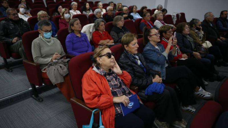 Çanakkale’de “3. Yaş Üniversitesi ve Hayat Okulu” başladı