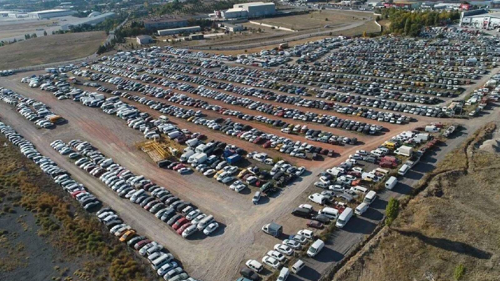 Yediemin otoparkında bulunan araçların satışında yeni düzenleme
